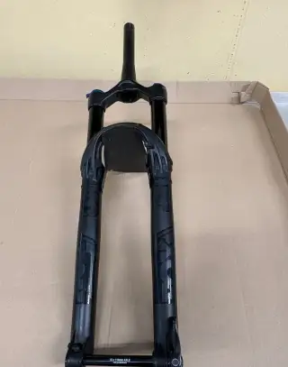 Vidlice 29er fox performance 140 zdvih +blatnik
