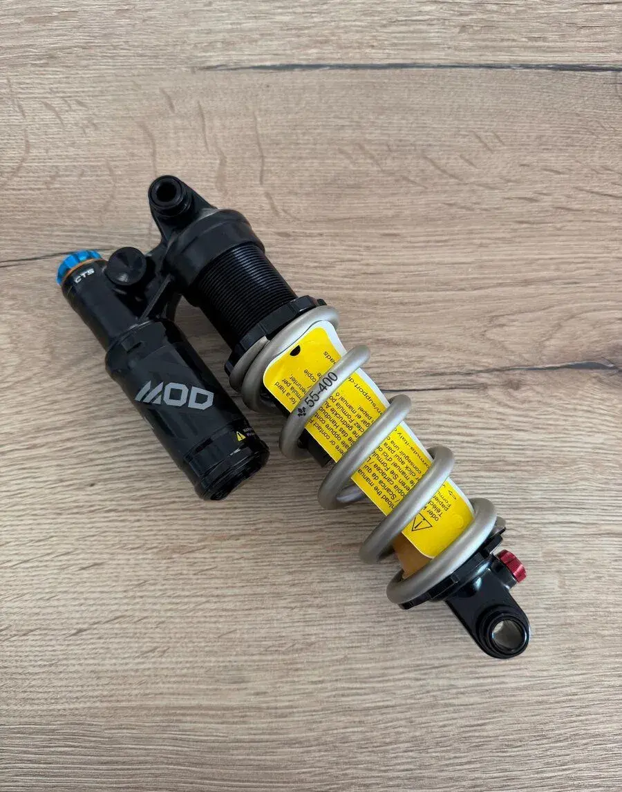 Nový pružinový tlumič Formula MOD 210x55 mm