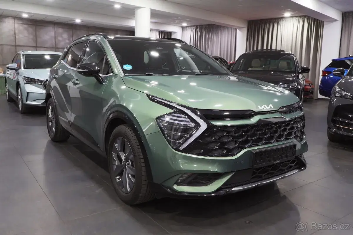 Kia Sportage – 2023, 183 988 km