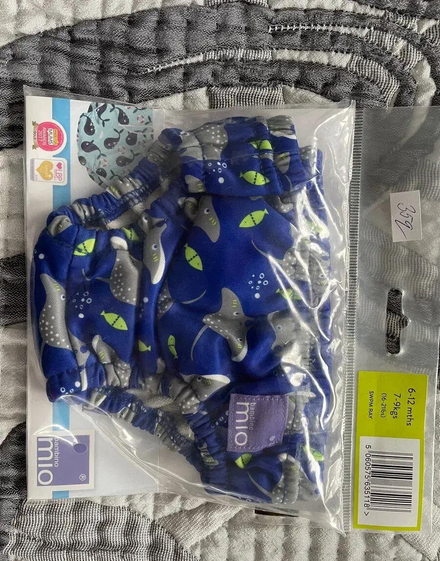 Dětské plavky 6-12m.