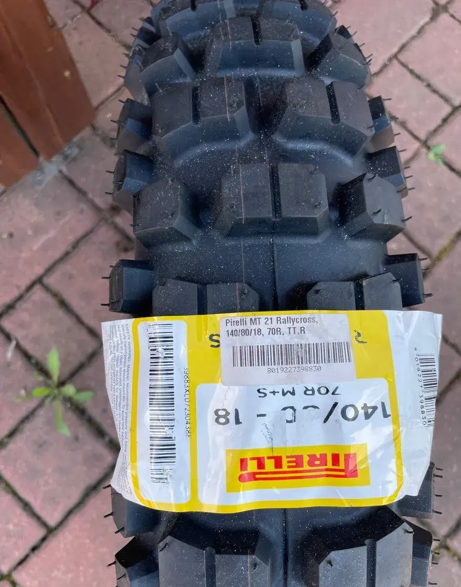 Pirelli MT 140/80/18 rallycross