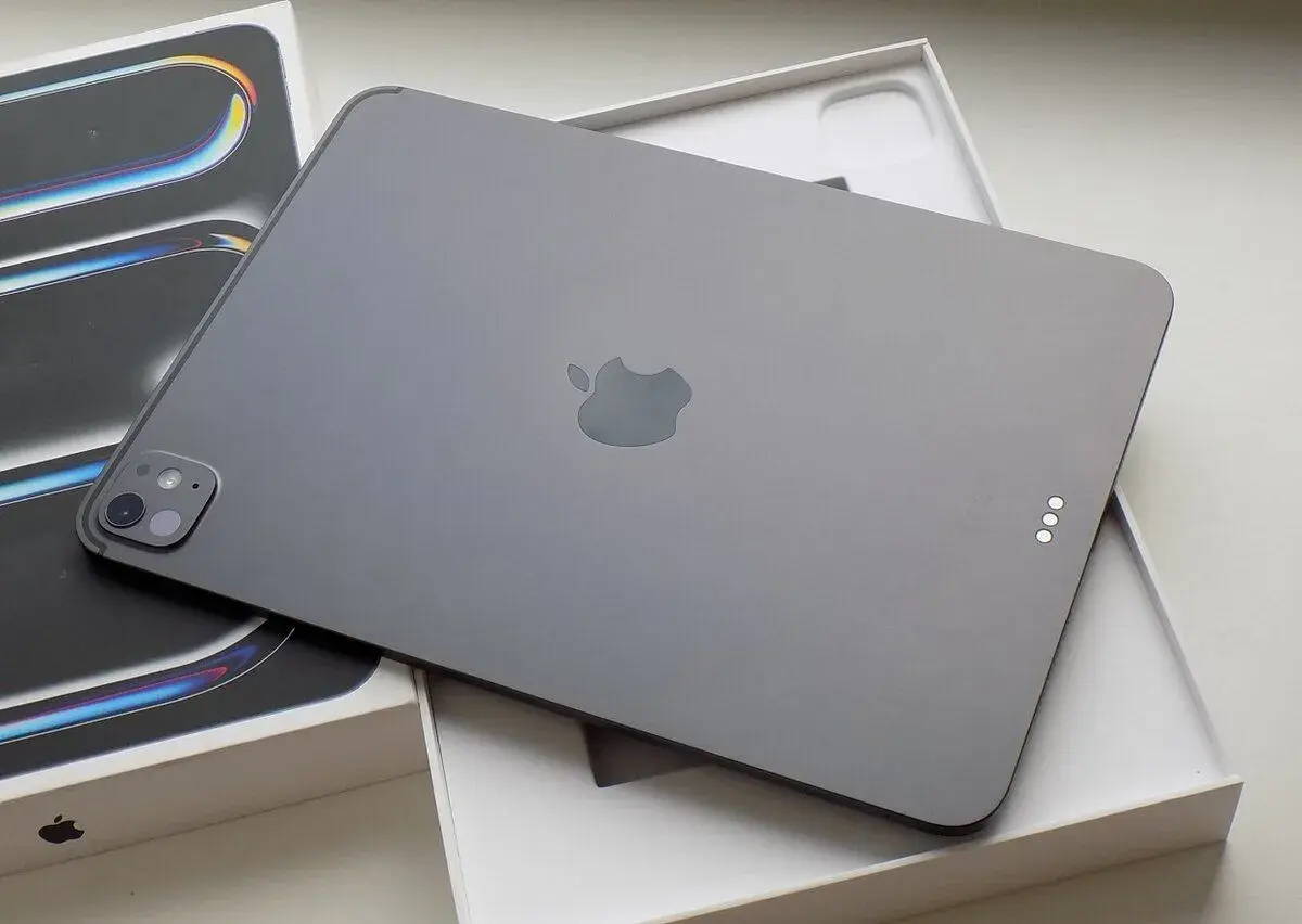 Apple iPad Pro 11" (2025) M5 256GB Vesmírně černý - 100% BA