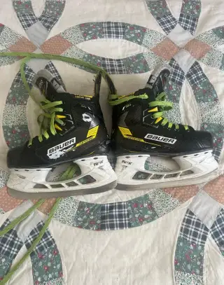 Brusle Bauer Supreme M4 vel 1 EE