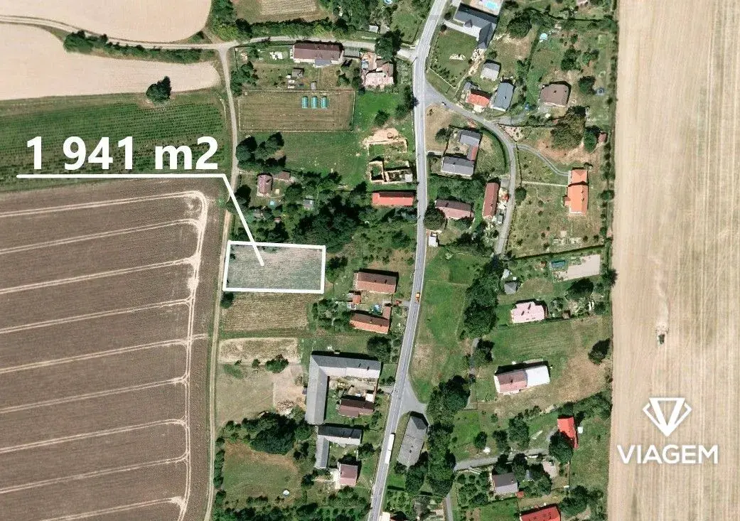 Stavební - bydlení 1 941 m²