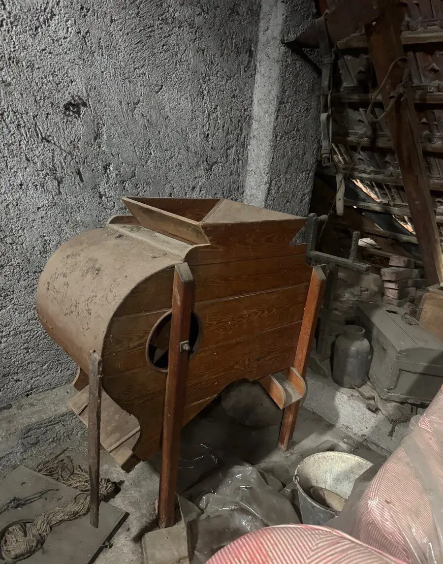 Historický fukar na obilí