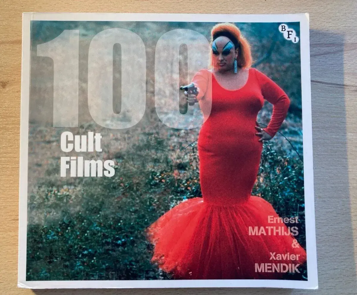Kniha 100 CULT FILMS od BFI (British Film Institute) ENG