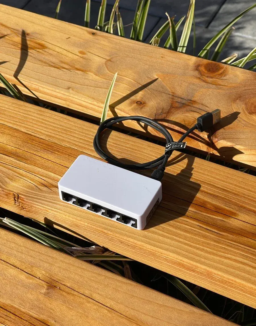 5portový Ethernet switch 10/100 Mbps – USB napájení