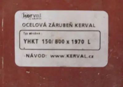 KOVOVÉ FUTRA
