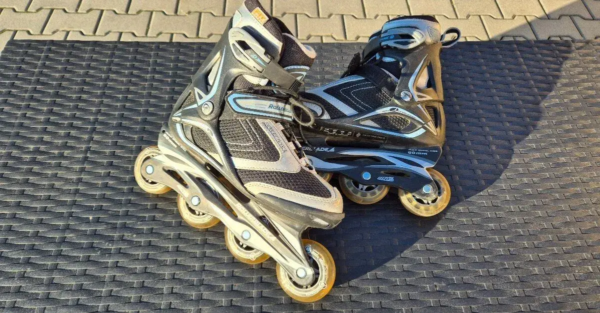 Kolečkové brusle - Rollerblade - dívčí