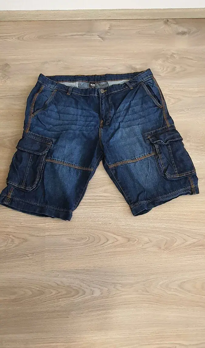 LOAP džínové cargo kraťasy – tmavý denim, praktické kapsy