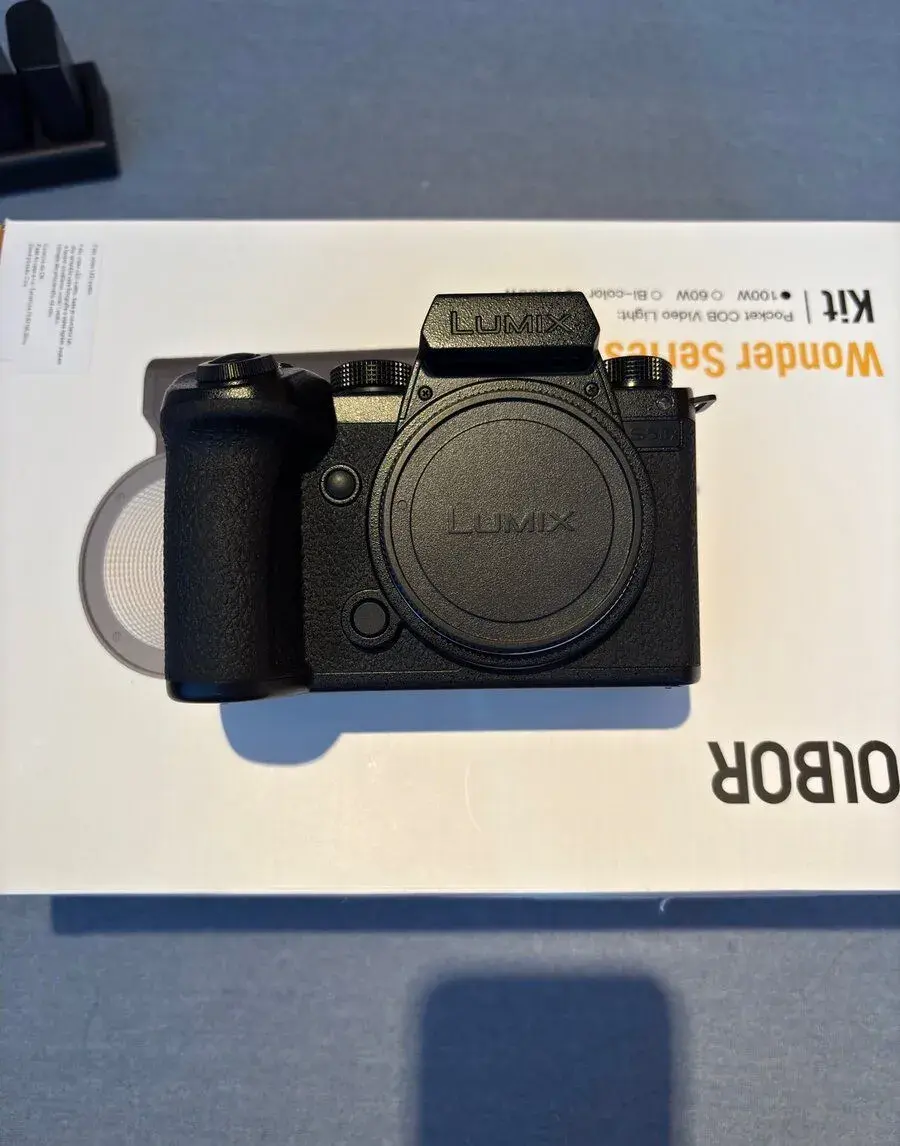 Lumix S5IIX