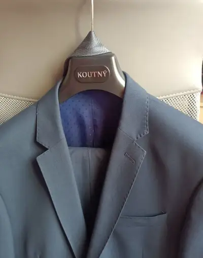 Pánský oblek Koutný
