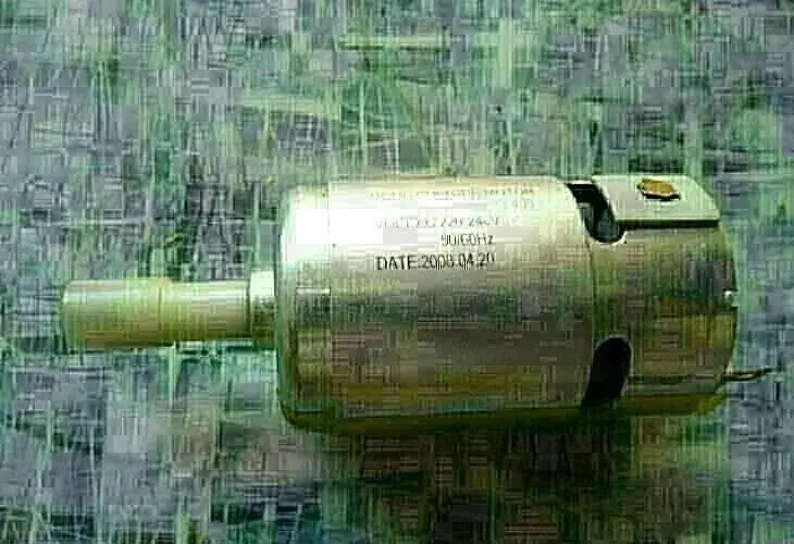 Elektromotorek na 240 V