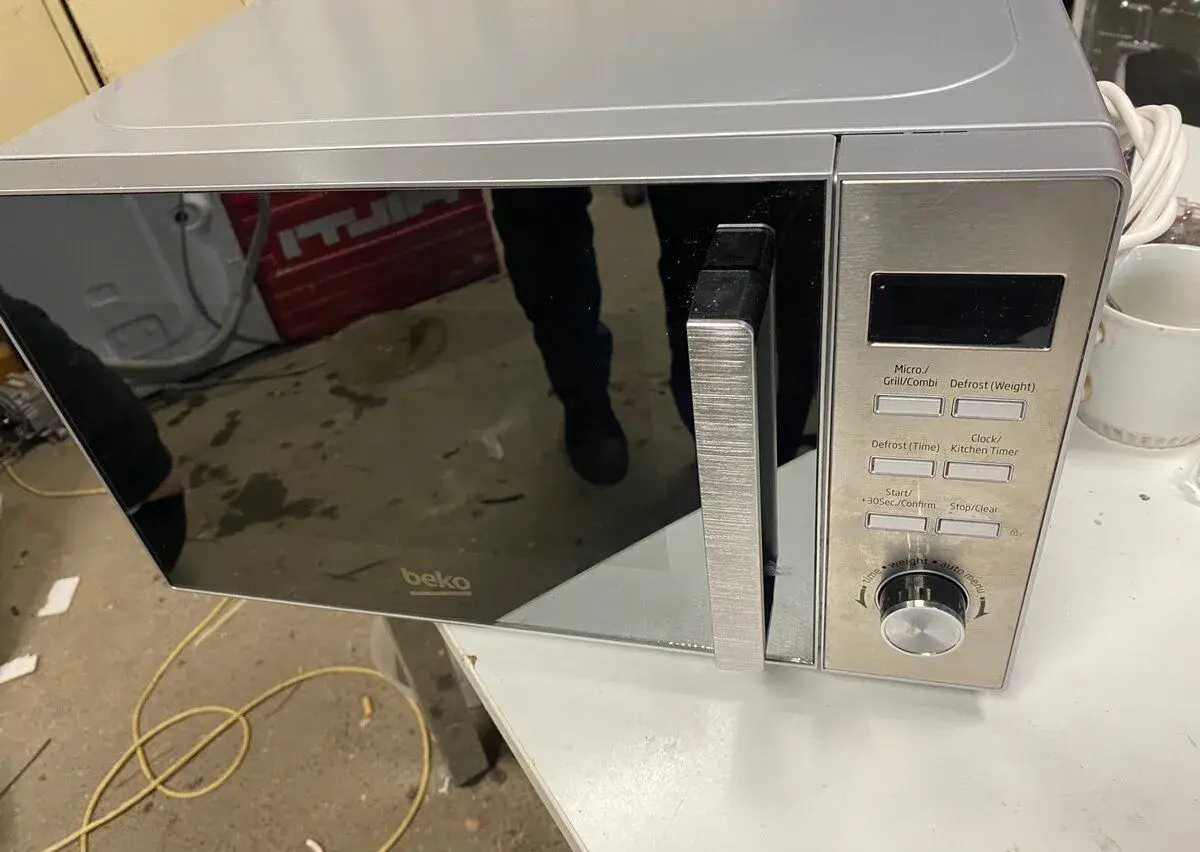 Mikrovlnná trouba mikrovlnka Beko