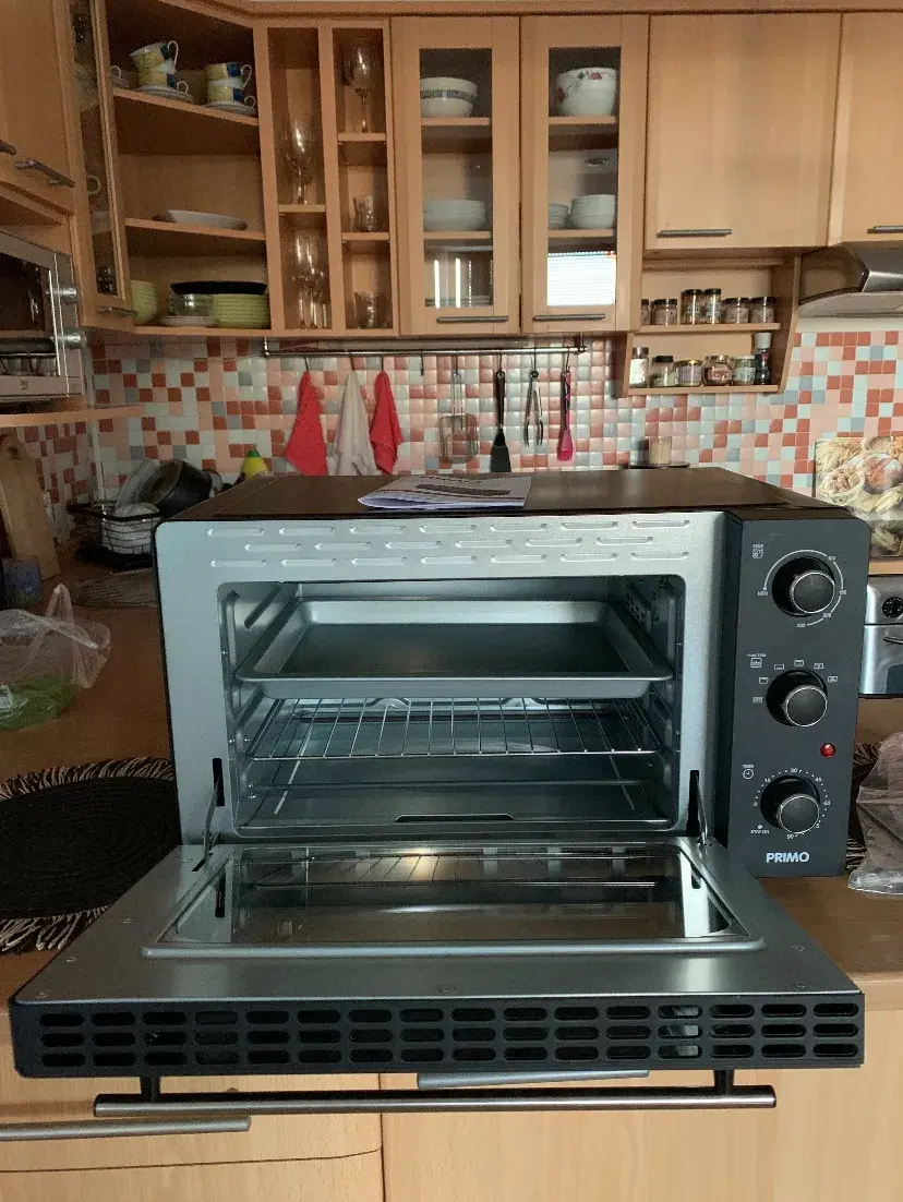 Elektronická horkovzdušná trouba s grilem 45l Primo PR2550V