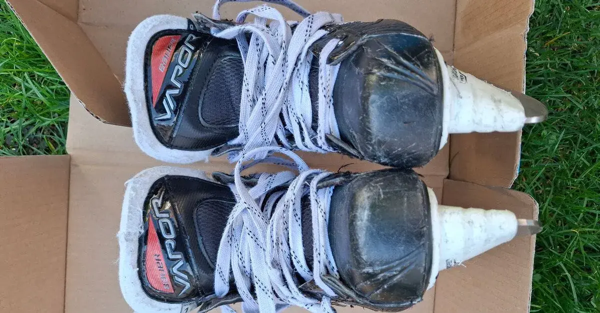 Hokejové brusle Bauer x3.5 vel 1,5D
