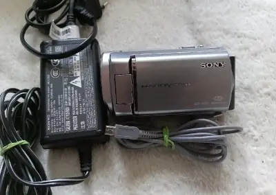 Videokamera Sony Handycam DCR-SX50