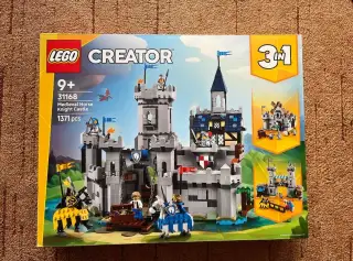 LEGO 31168 Středověký hrad a rytíři na koních, CREATOR