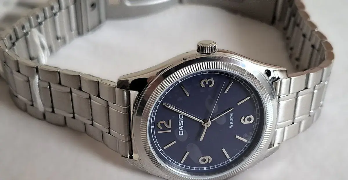 Casio MTP-B210D-2A2V (-25% z PC)
