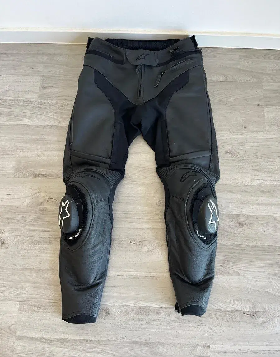 Kožené kalhoty na motorku Alpinestars Missile V3 (Vel. 48)