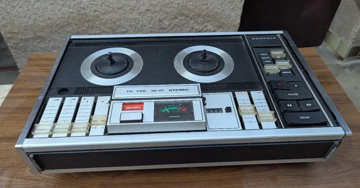 Grundig TK 745 HiFi Stereo