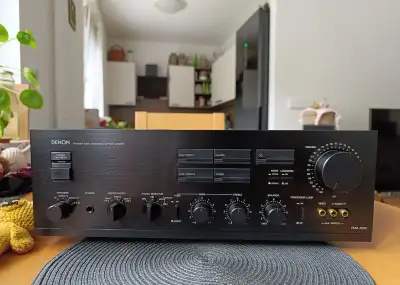 zesilovač Denon PMA-700V