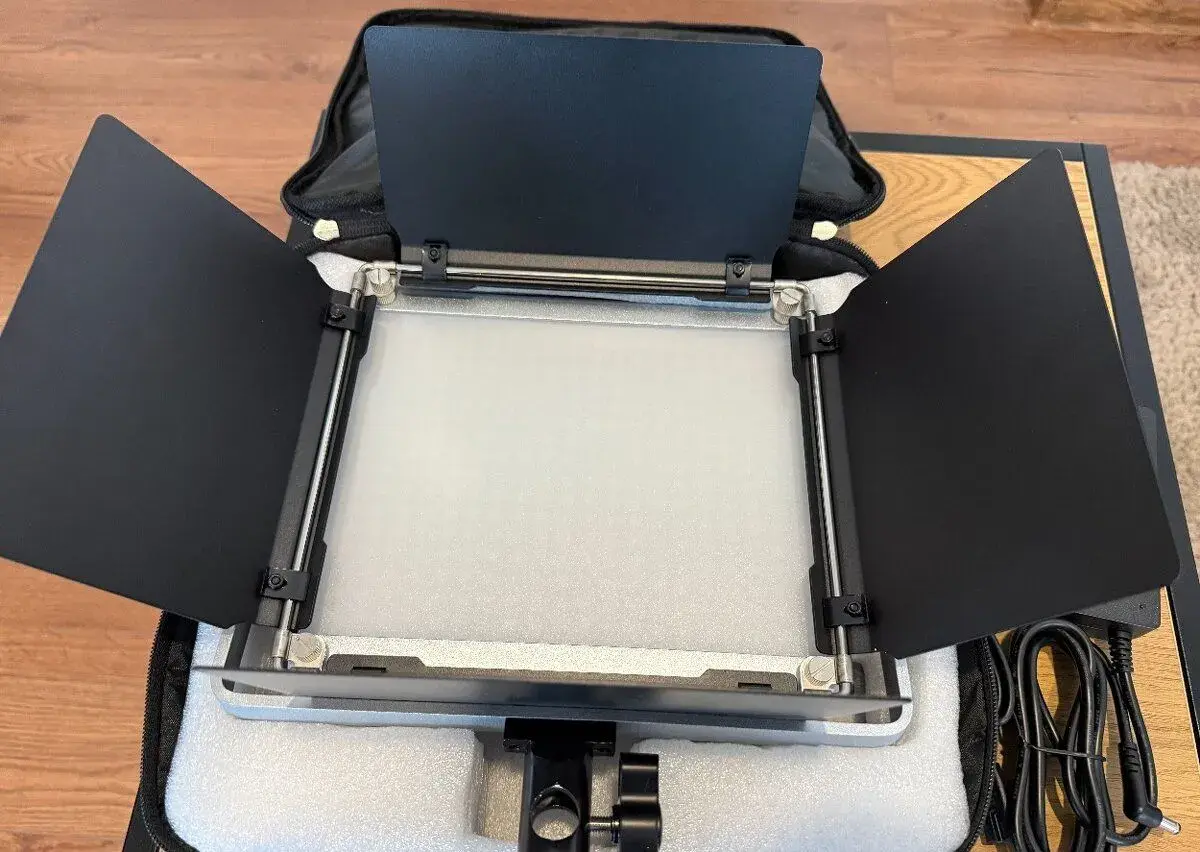 Neewer RGB660 LED RGB Světlo Panel