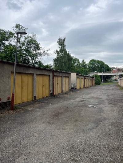 Družstevní garáž Liberec - Staré Pavlovice