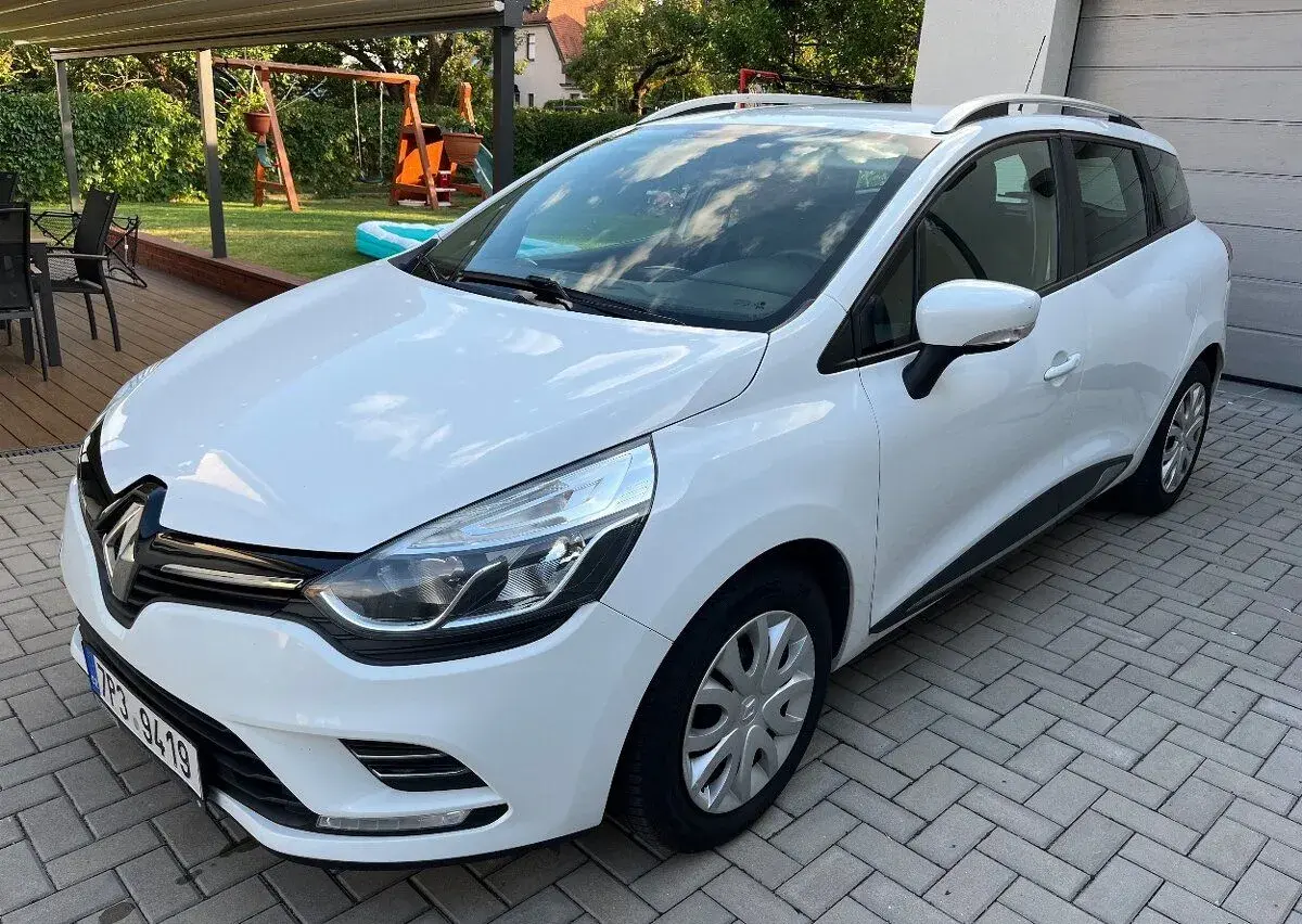 Clio kombi 1,2 benzin, plyn 54 kw, 2018, klima, tempomat ČR