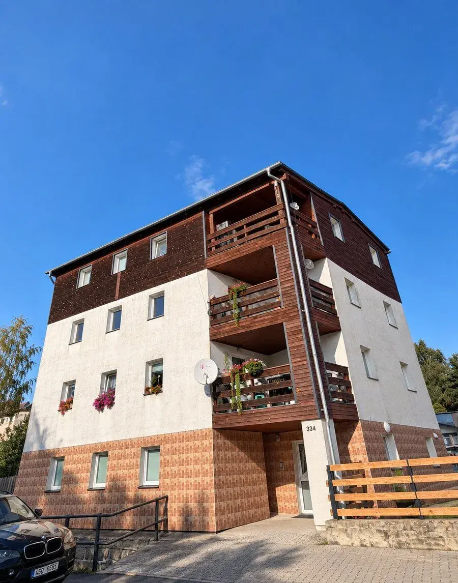 Byt 2+KK s terasou, Chrastava - centrum