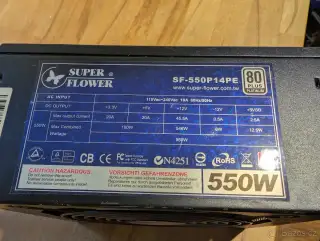 Super flower golden king 550w zdroj platinum