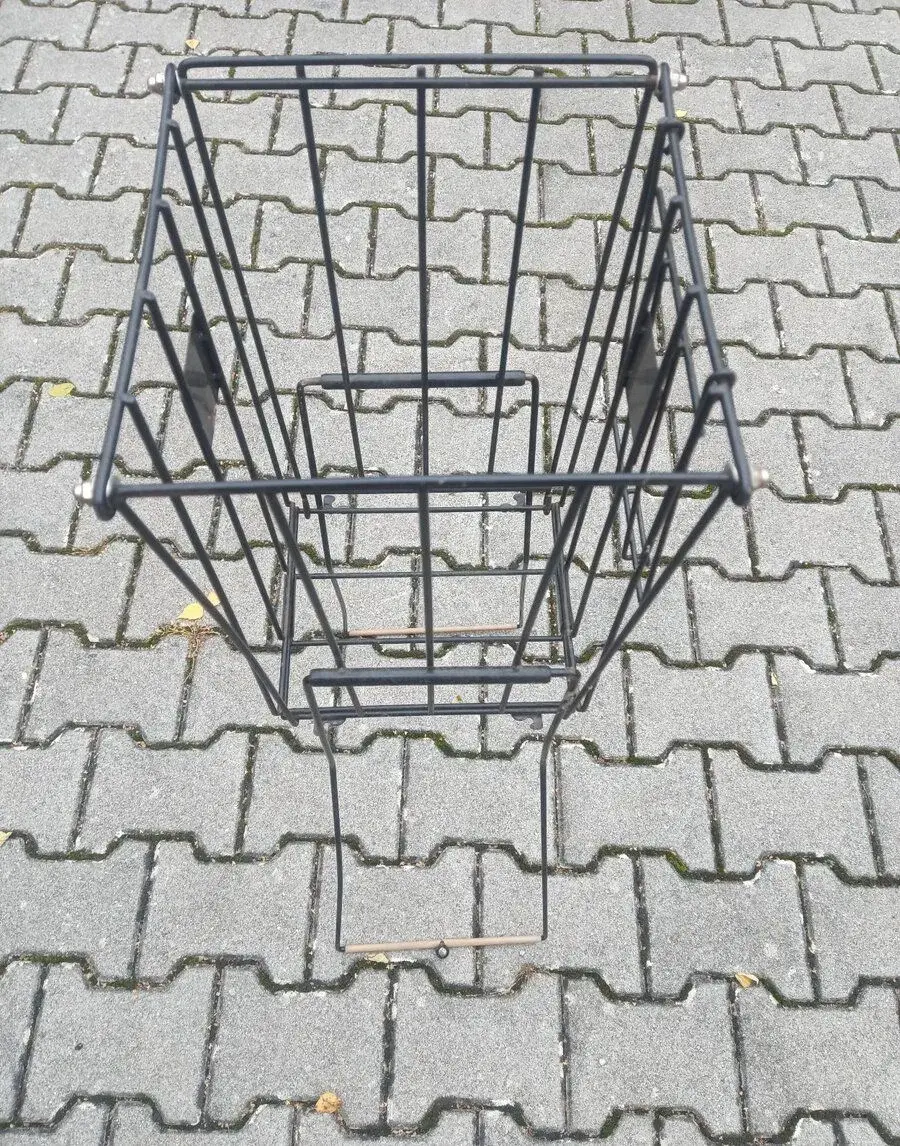 Koš na míče