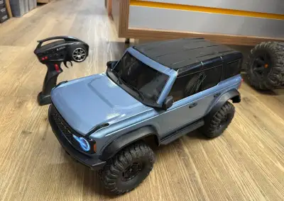 RC expedice Beluga (traxxas trx-4) 1:10 včetně aku a nabíječ