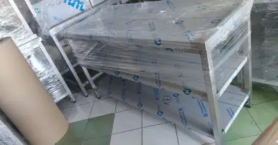 Nerezový pracovní stůl, gastro nábytek