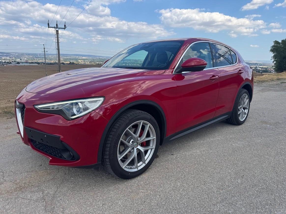 Alfa Romeo STELVIO – 242 000 km