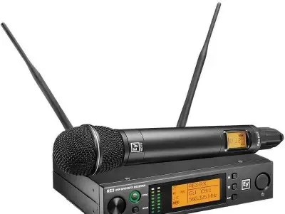 Electro Voice RE3-ND76-5L + RE 3 BPT Bezdrátový mikrofon.