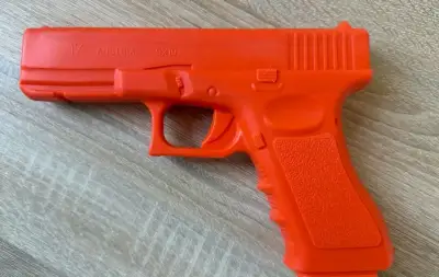 Glock 19 silikonova pistole