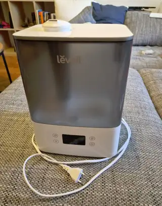 Zvlhčovač Levoit Classic 300s