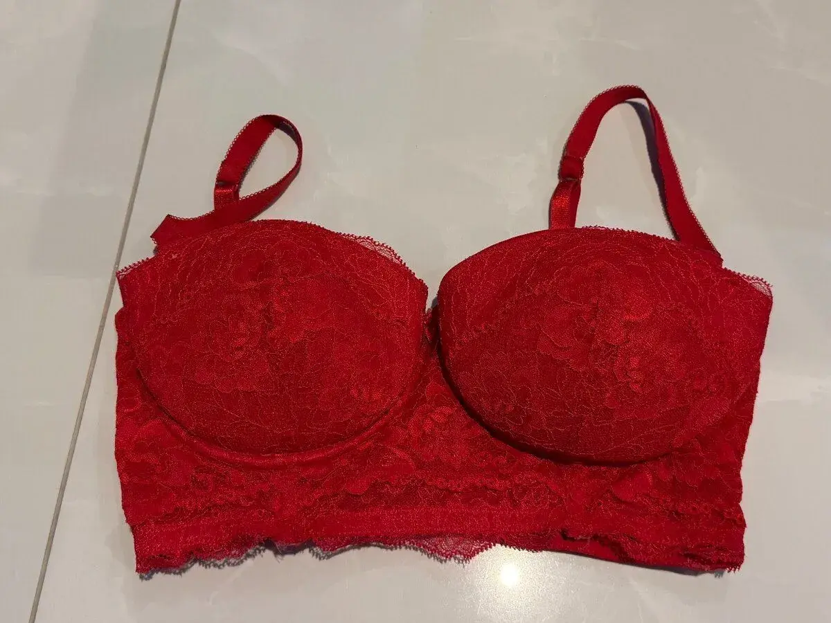 Červená bralettka M