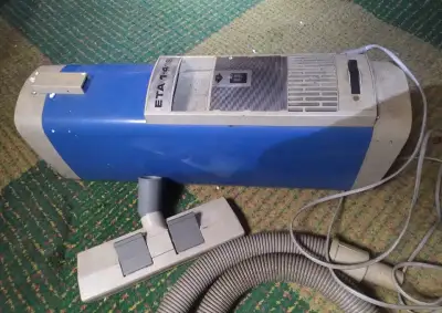 Retro vysavač ETA 1-418