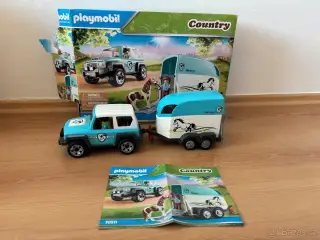 Playmobil - Auto s přívěsem pro poníky - 70511