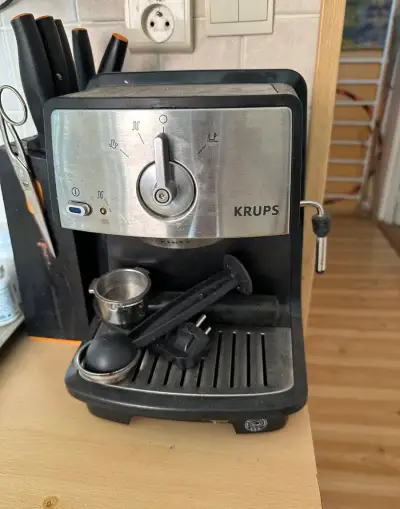 Kávovar Krups XP 4020