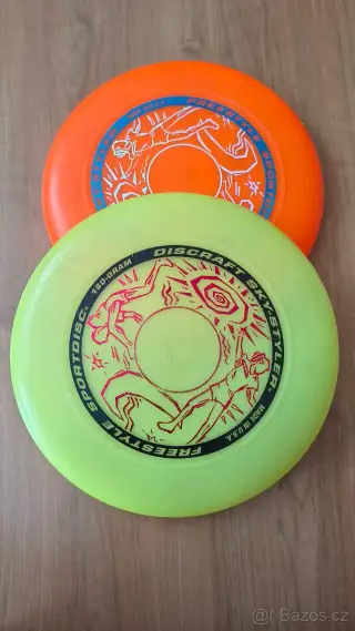 2x freestyle frisbee Discraft Sky-Styler