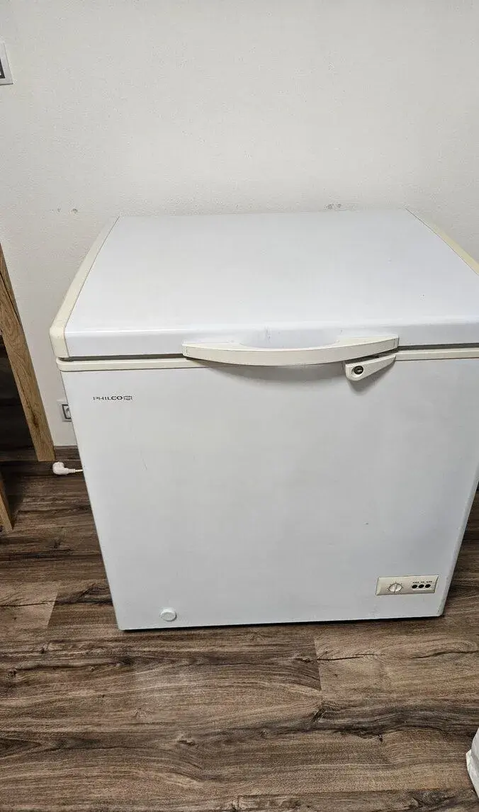 Mrazák Philco150L