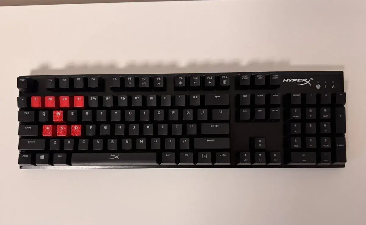HyperX Alloy FPS – mechanická, Cherry MX Red, US + extra klá