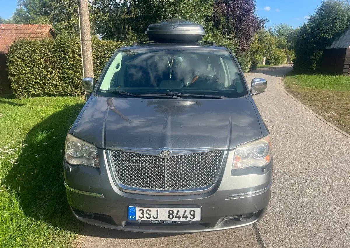 Chrysler Grand