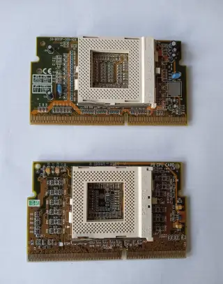 Adaptér PGA 370 na Slot 1.