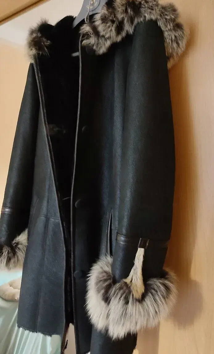 Dámský kožený kabát