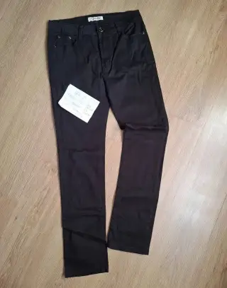 Nové dámské kalhoty. Vel. M. 95% bavlna, 5% elastan. Délka