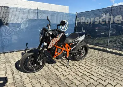 KTM DUKE 690 r.v.2014 (2xklíč)